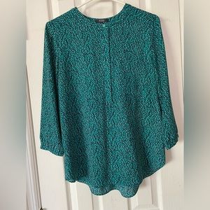 NYDJ Leopard Print Long Sleeve Blouse. Size S